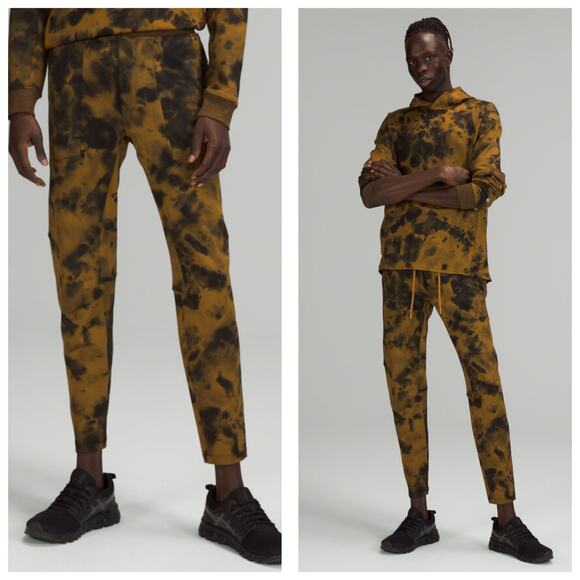 Lululemon Men’s Textured Tech Pants Size Small Diamond Dye Gold Spice Black - Picture 1 of 13